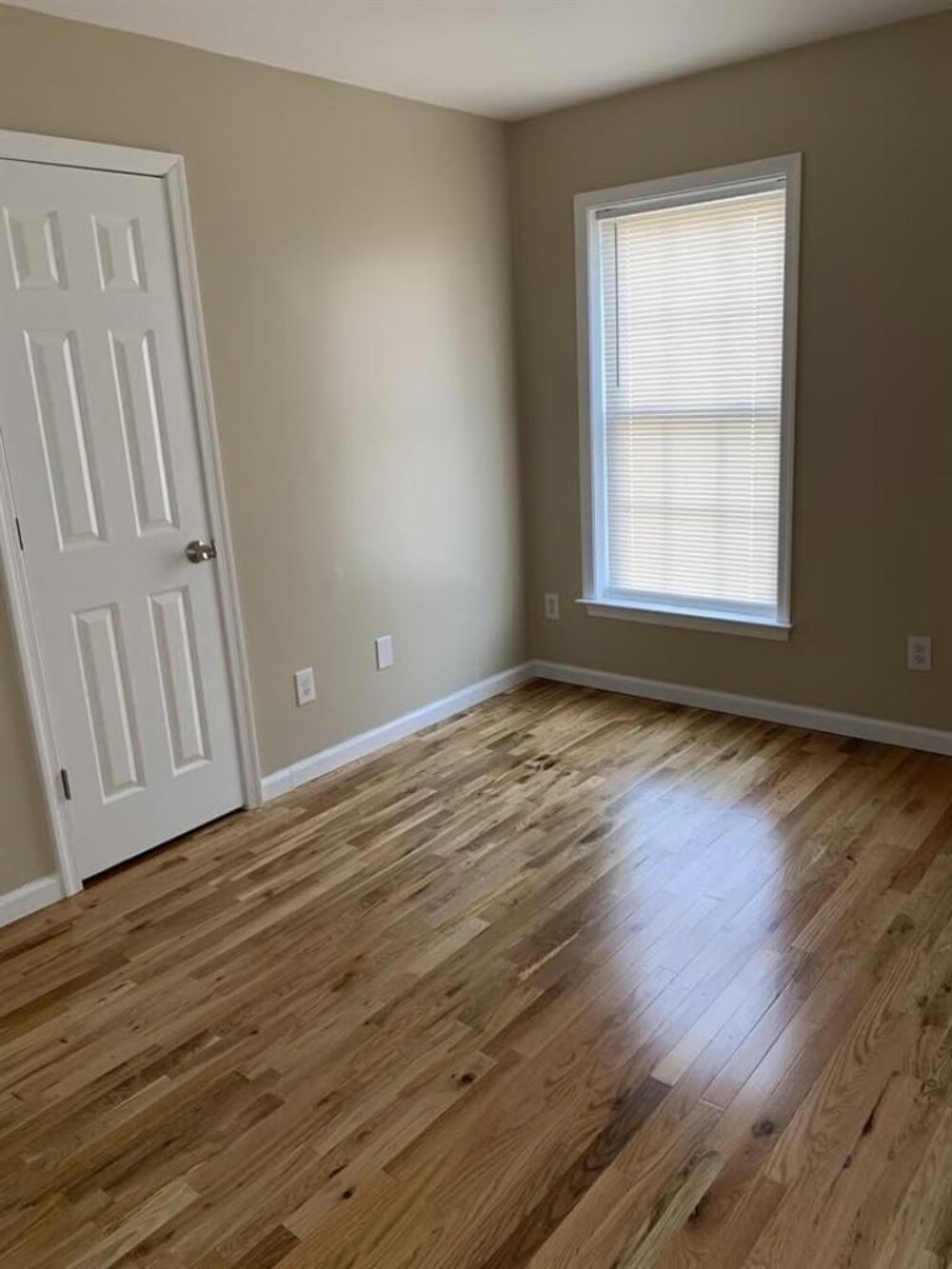 $850 | 08817 [Lease\Rent] 1 Bed 1 Bath - House